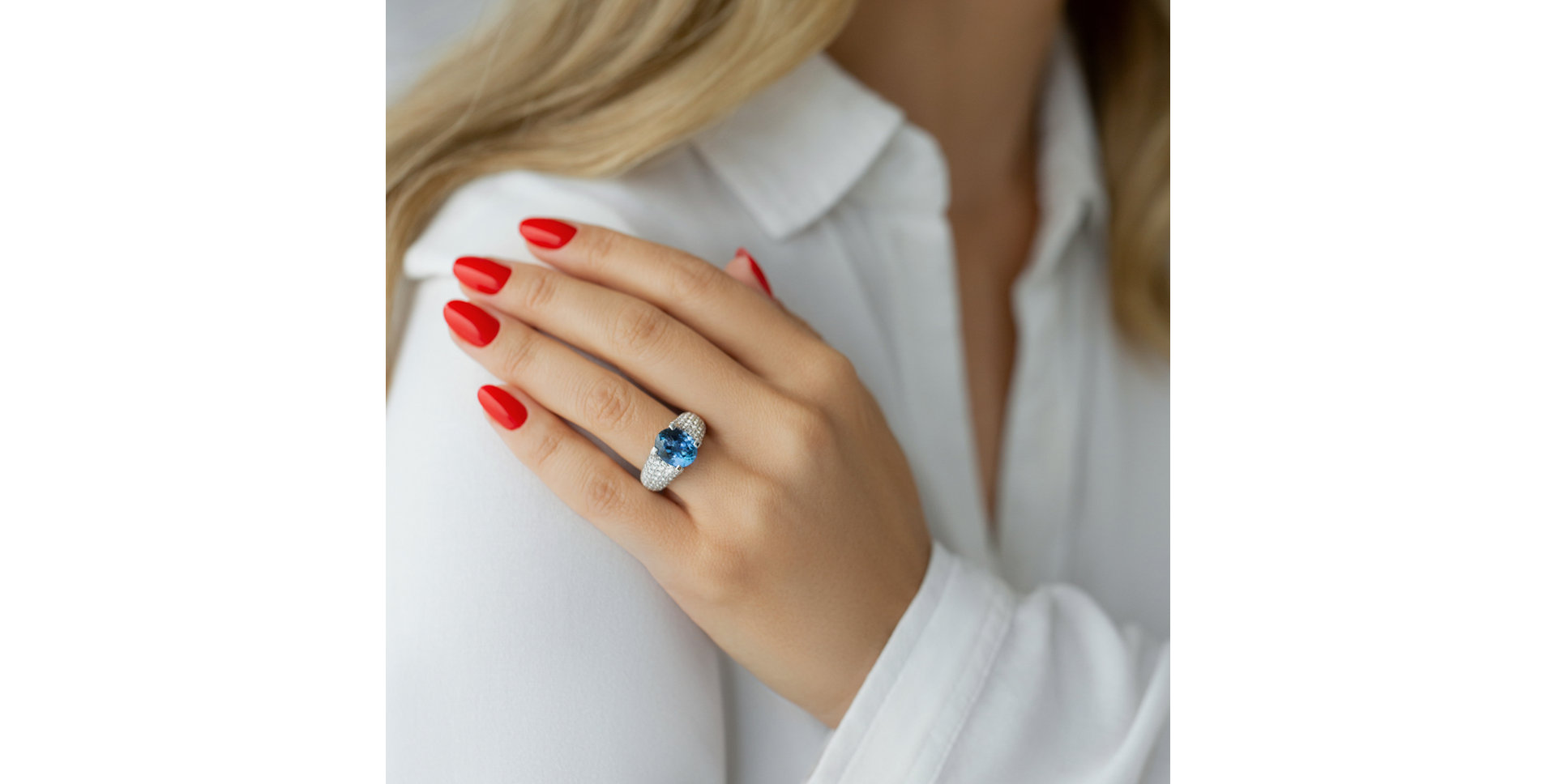 Prsteň s tanzanitom a diamantmi Glamorous Ladyship