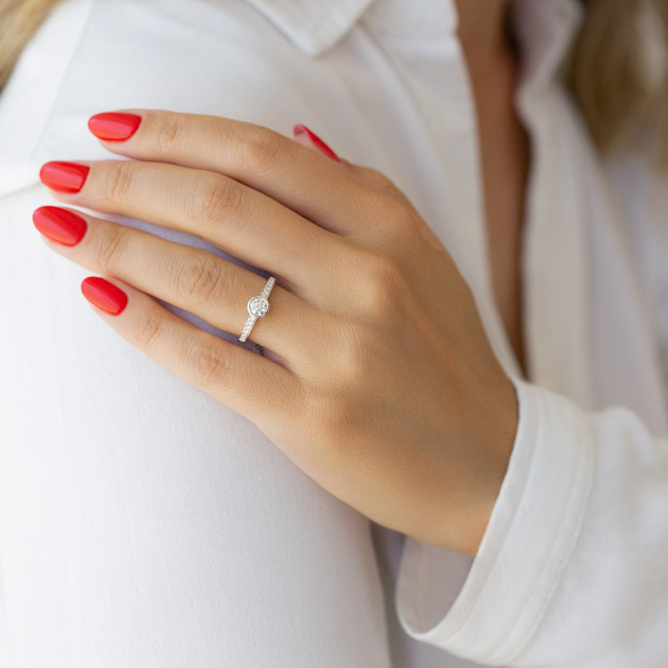 Prsteň s diamantmi Love Forever