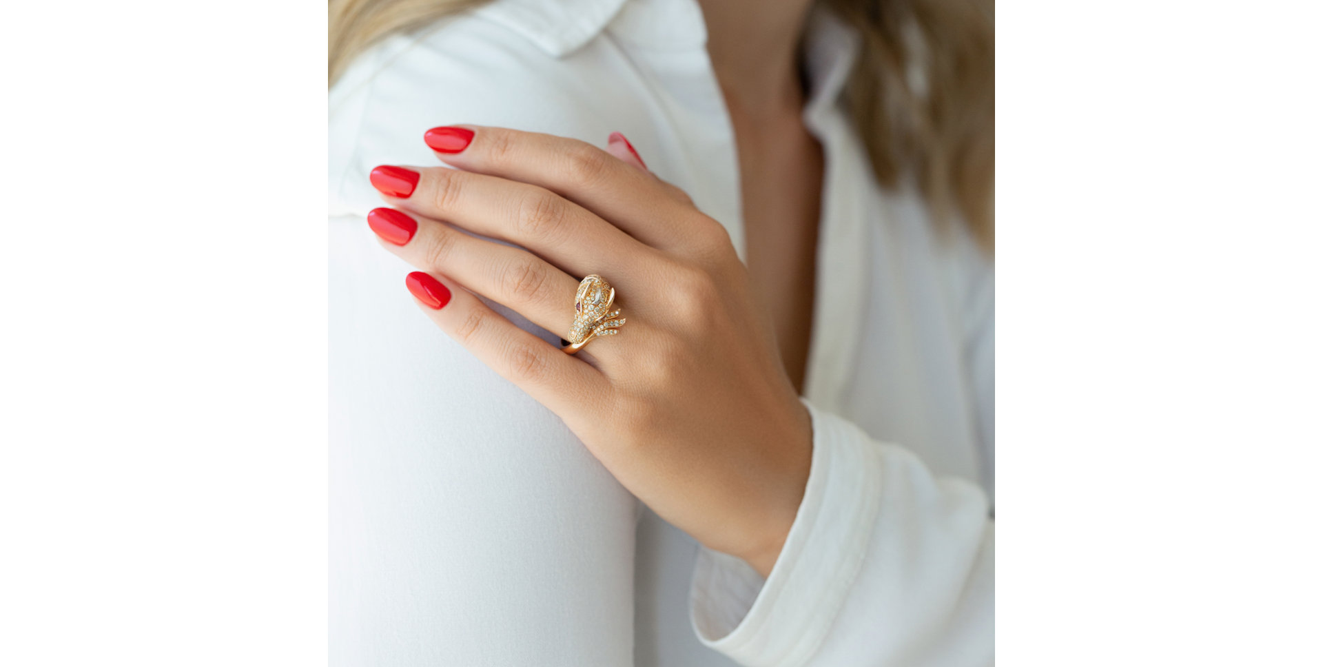 Prsteň s diamantmi a rubíny Magic Horse