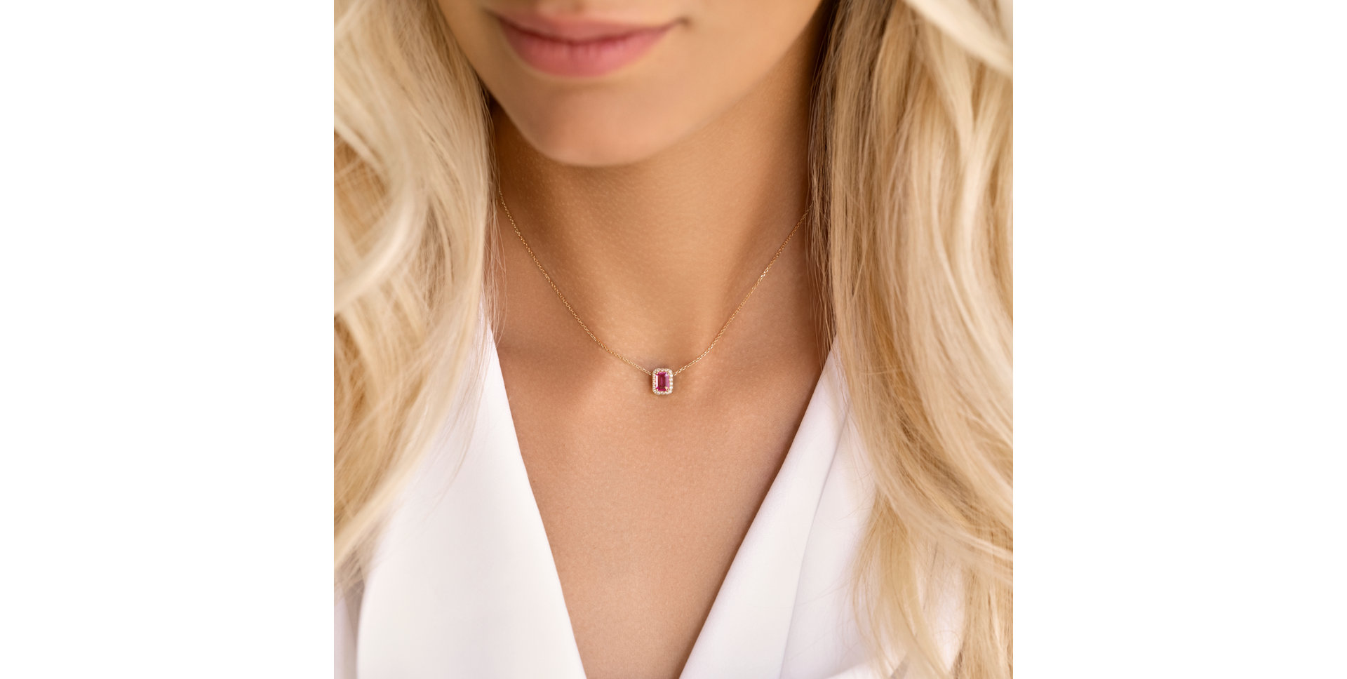 Prívesok s diamantmi a zafírom Elowen Breeze