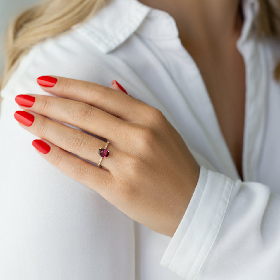 Prsteň s diamantmi a morganitom Touch of Shine