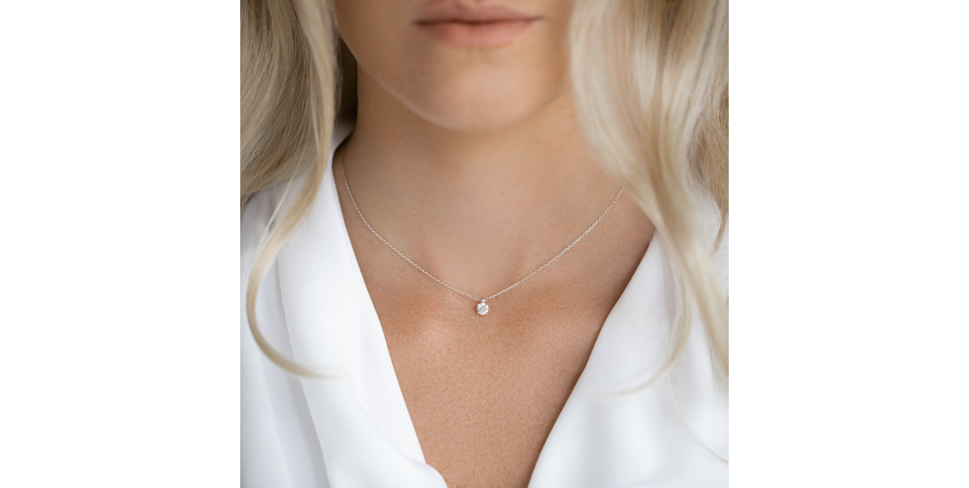 Náhrdelník s diamantom Soft Light