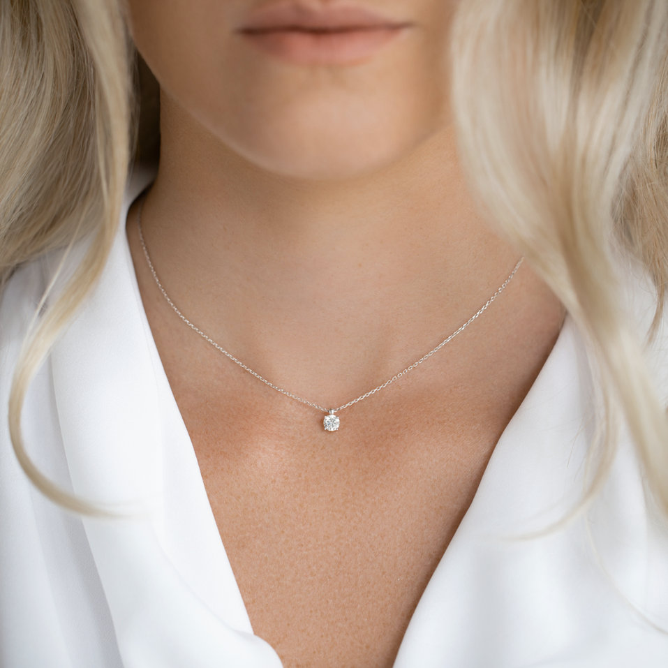 Náhrdelník s diamantom Soft Light