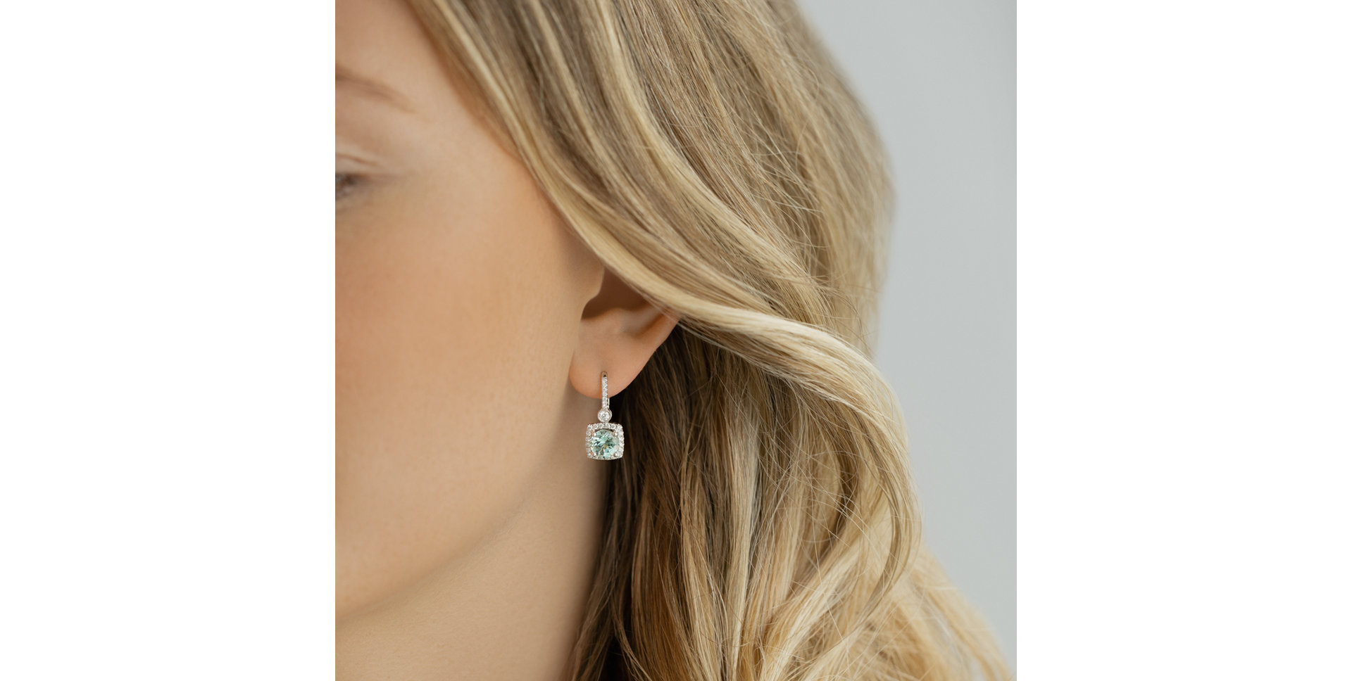 Náušnice s diamantmi a turmalínom Rossiel