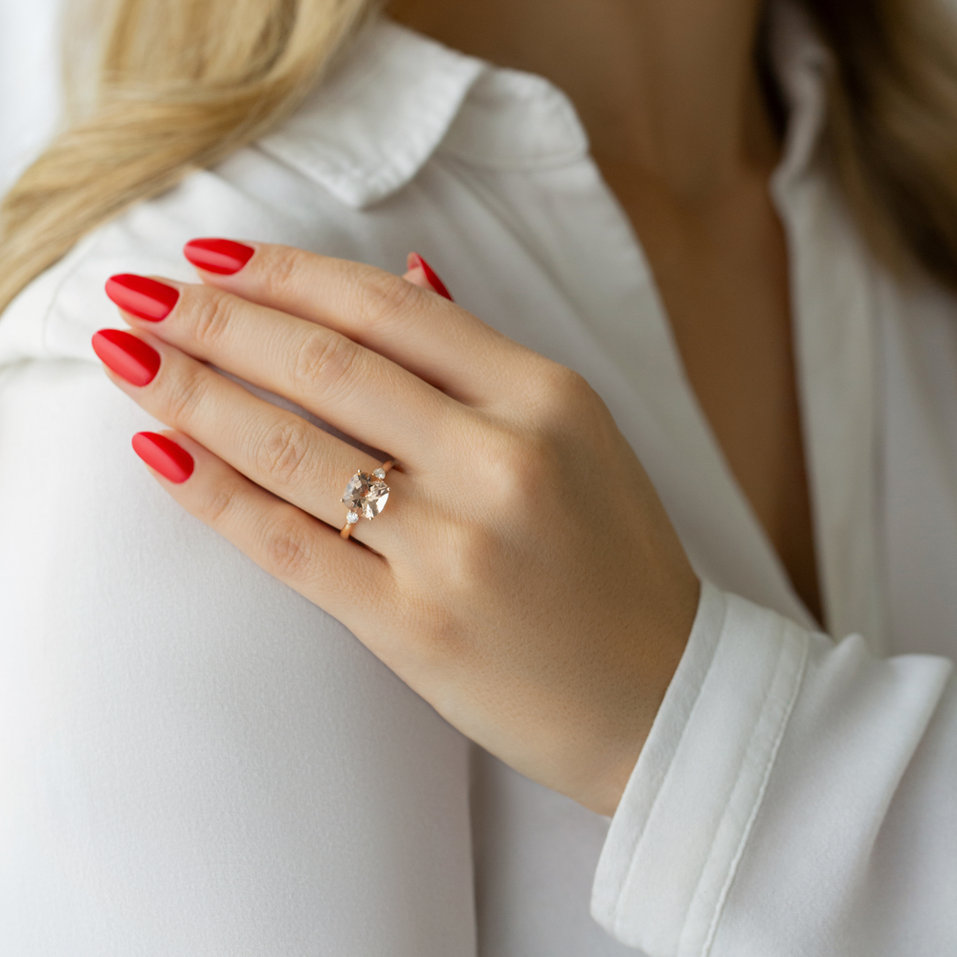 Prsteň s diamantmi a morganitom The Duchess