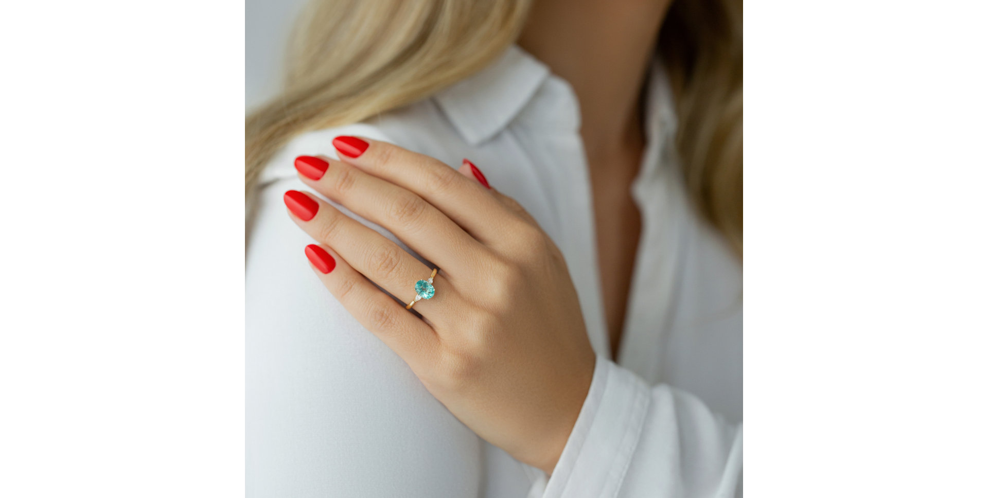 Prsteň s diamantmi s apatitom Fiona