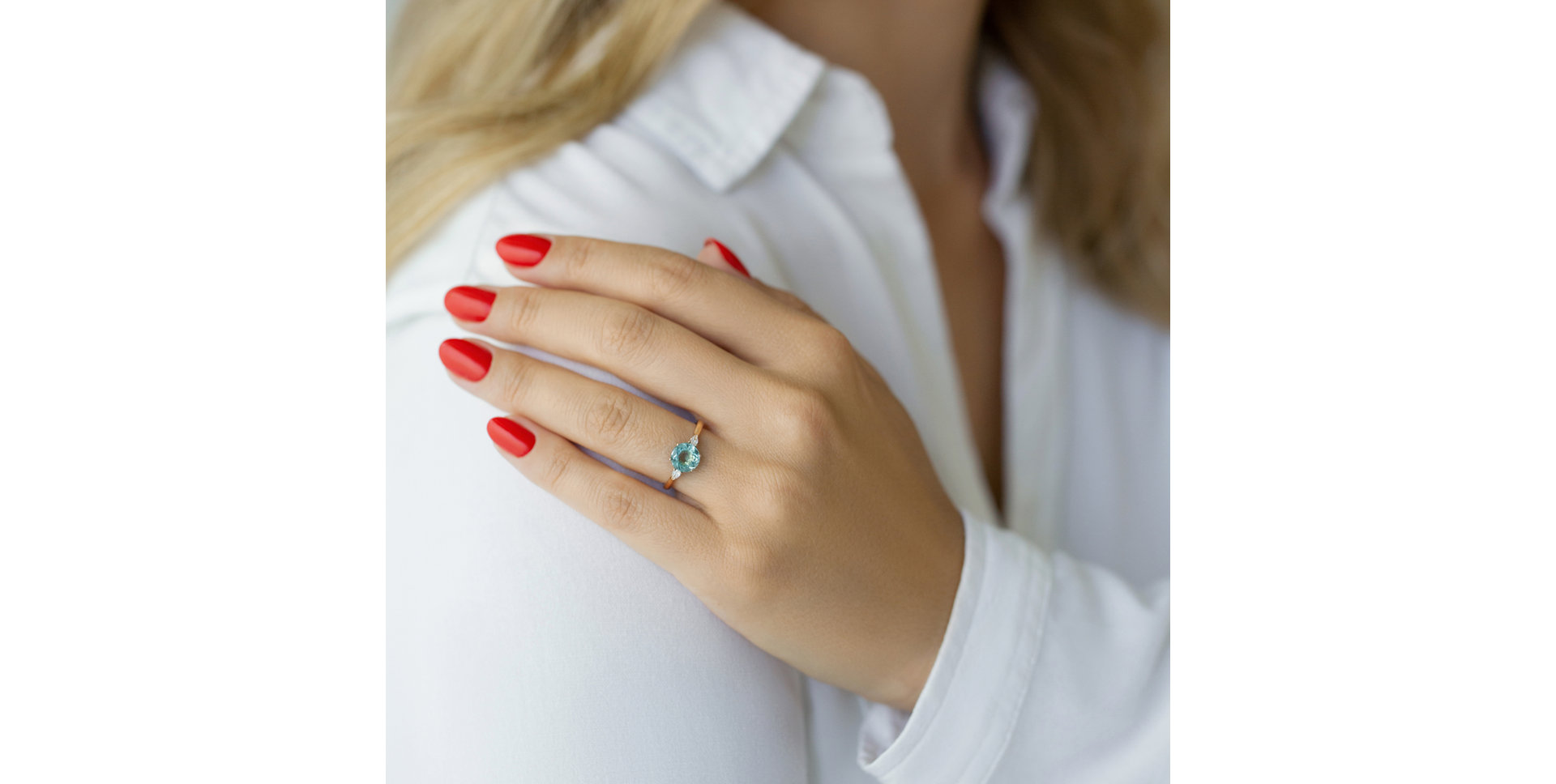 Prsteň s diamantmi a apatitom Royal Oasis