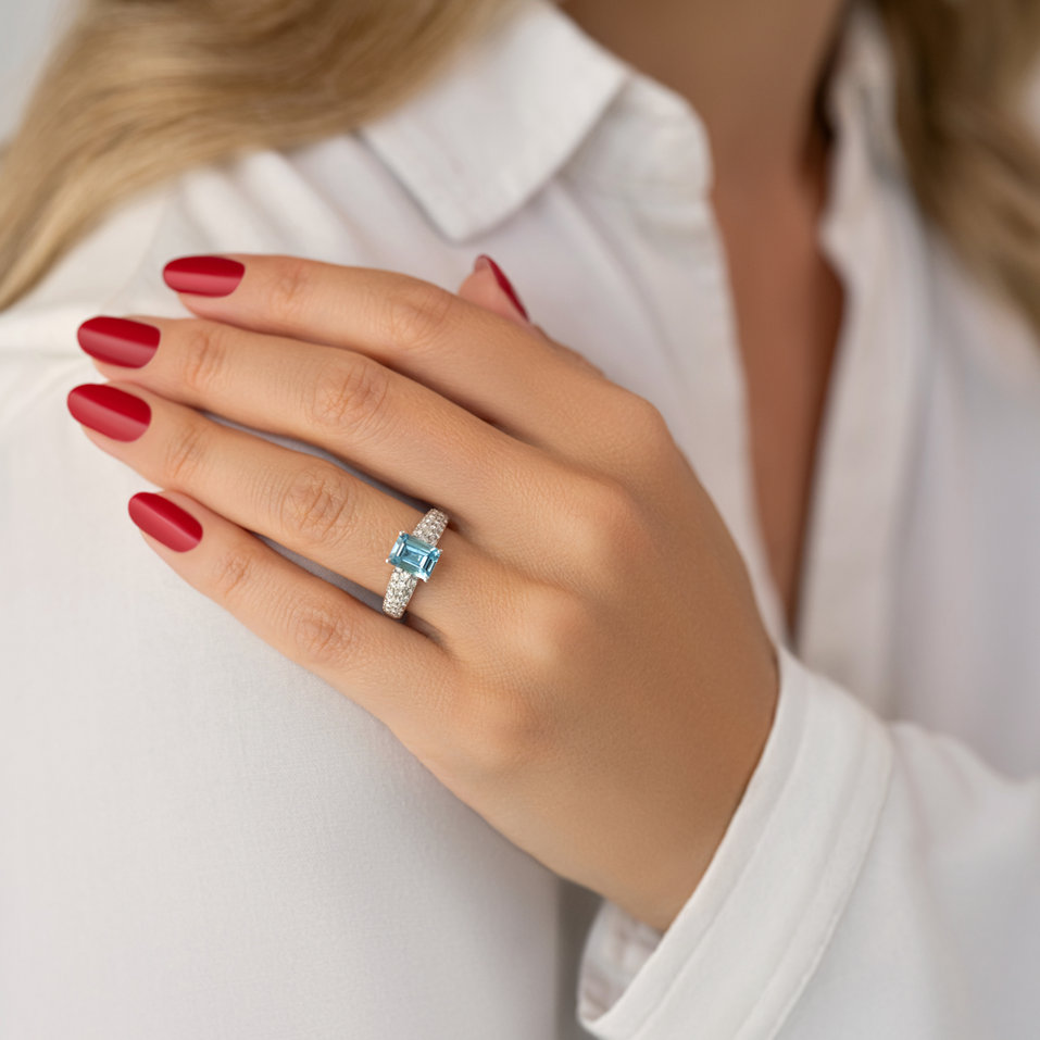 Prsteň s diamantmi a zafírom Diamond Whisper