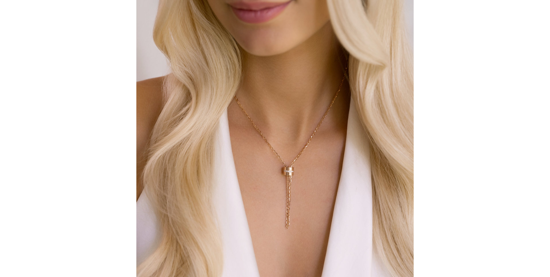 Náhrdelník s diamantmi Infinity Circle