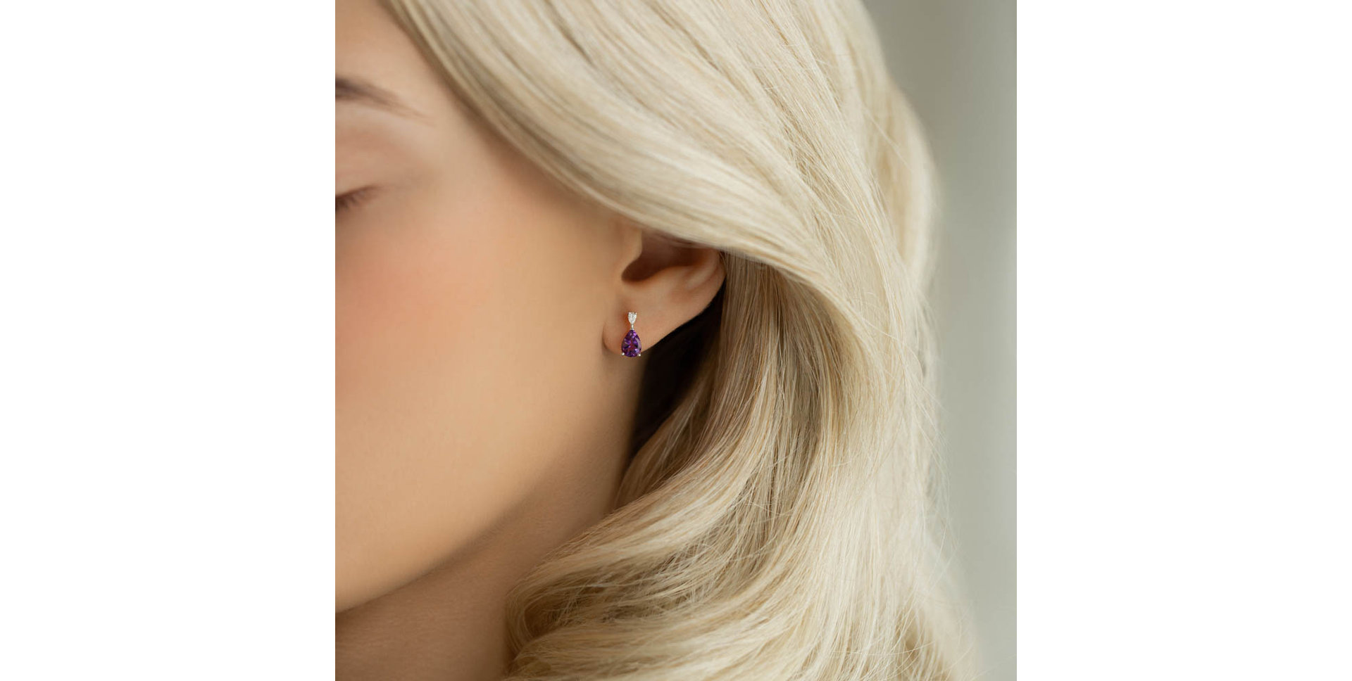 Náušnice s diamantom a rubínom Whispers of Avalon