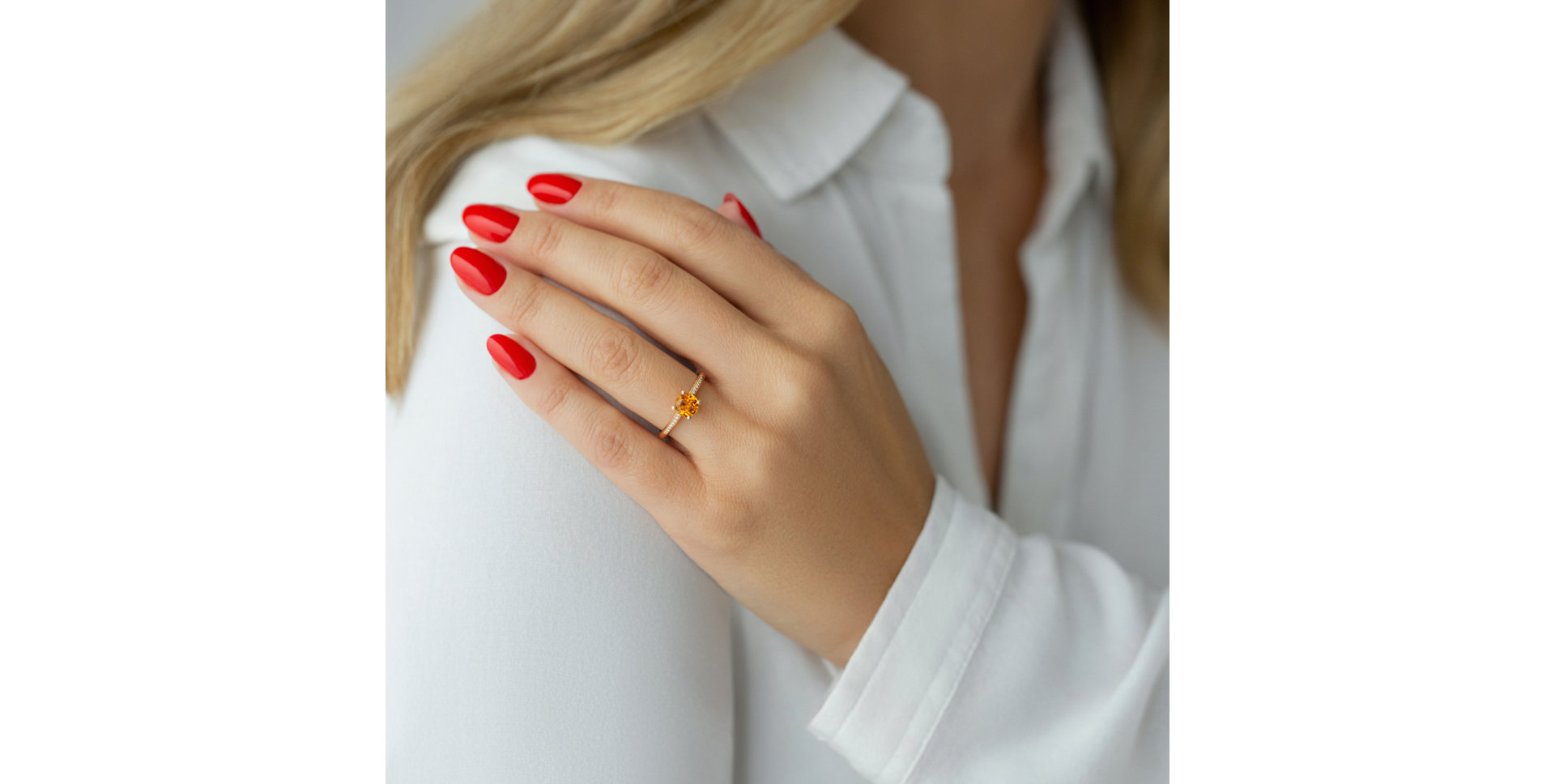 Prsteň s diamantmi a smaragdom Velvet