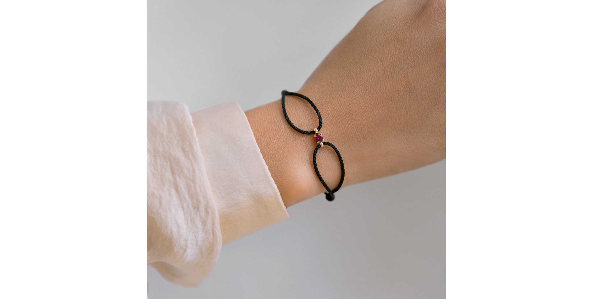 Náramok s rhodolitom Delilah