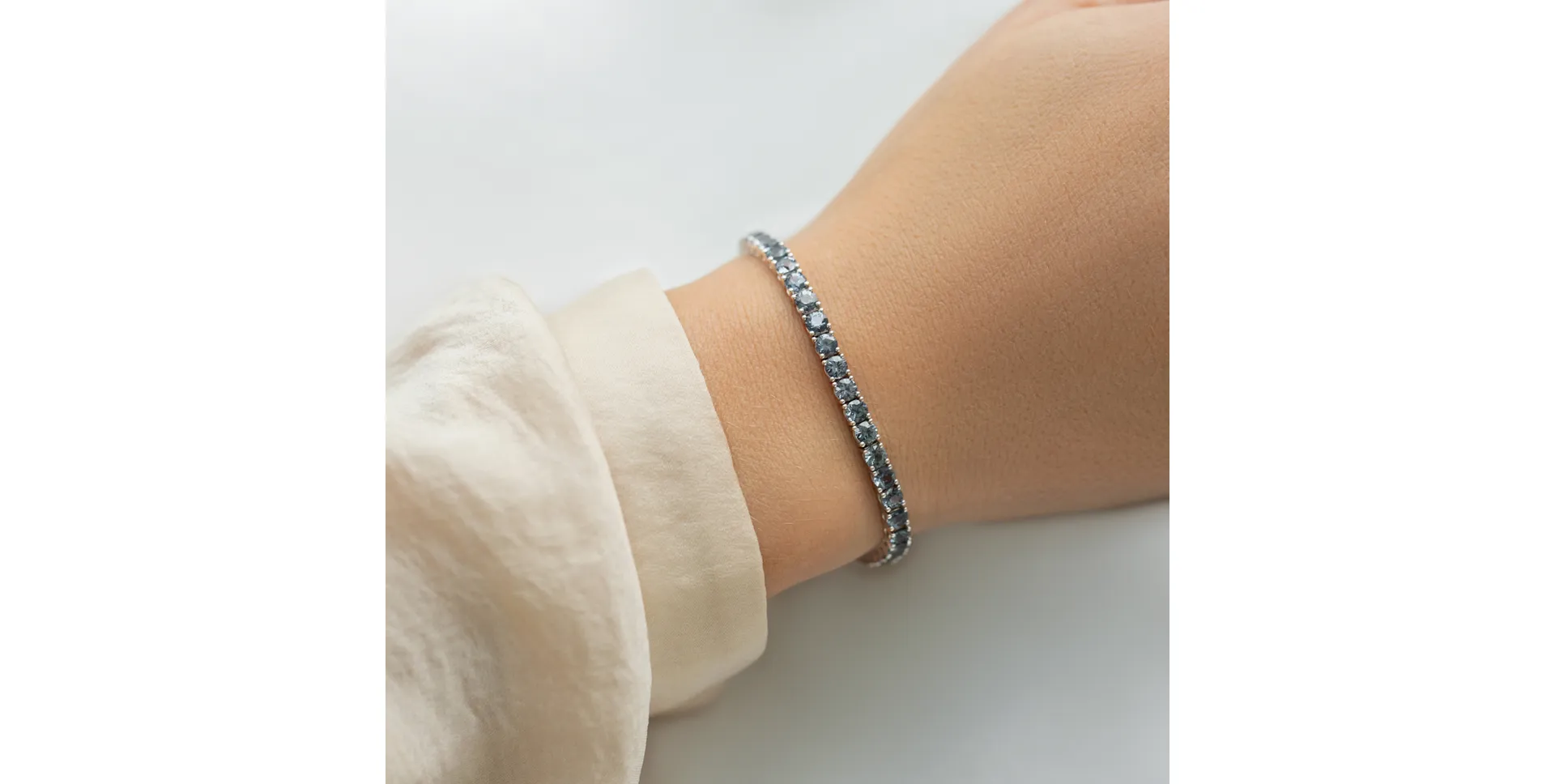 Náramok s rhodlitom Infinite Glow