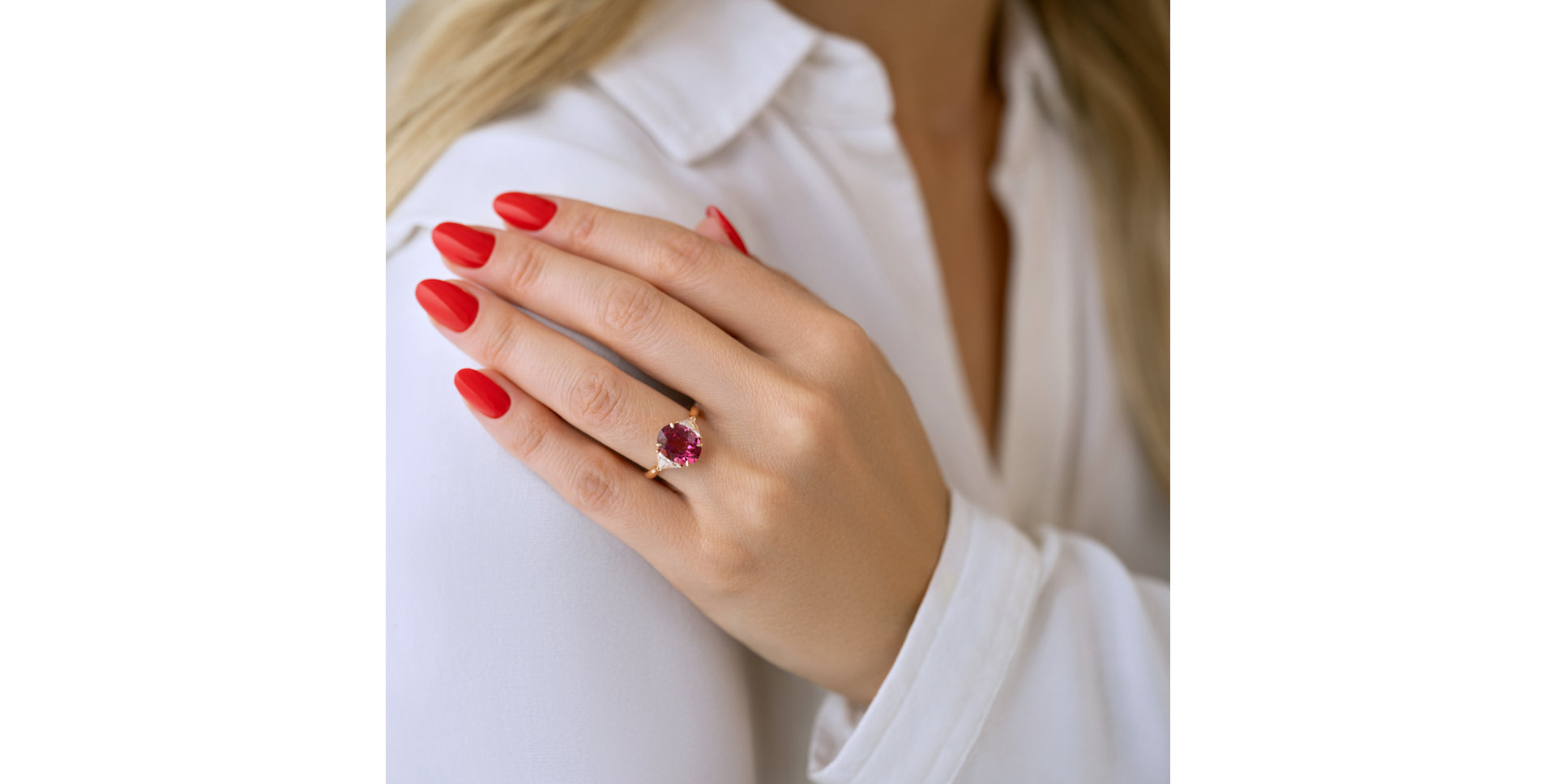 Prsteň s diamantmi a turmalínom Crimson Lament