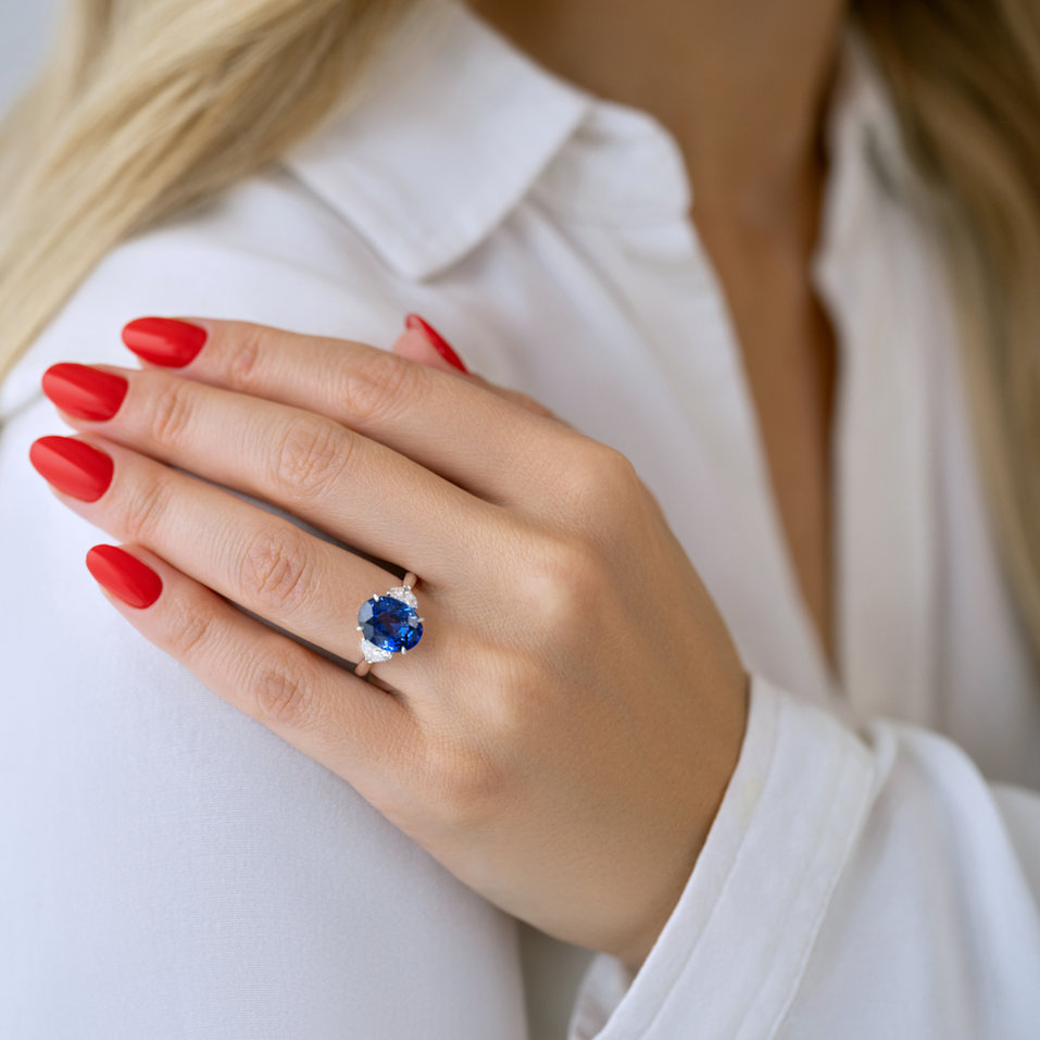 Prsteň s diamantmi a zafírom Dravyn