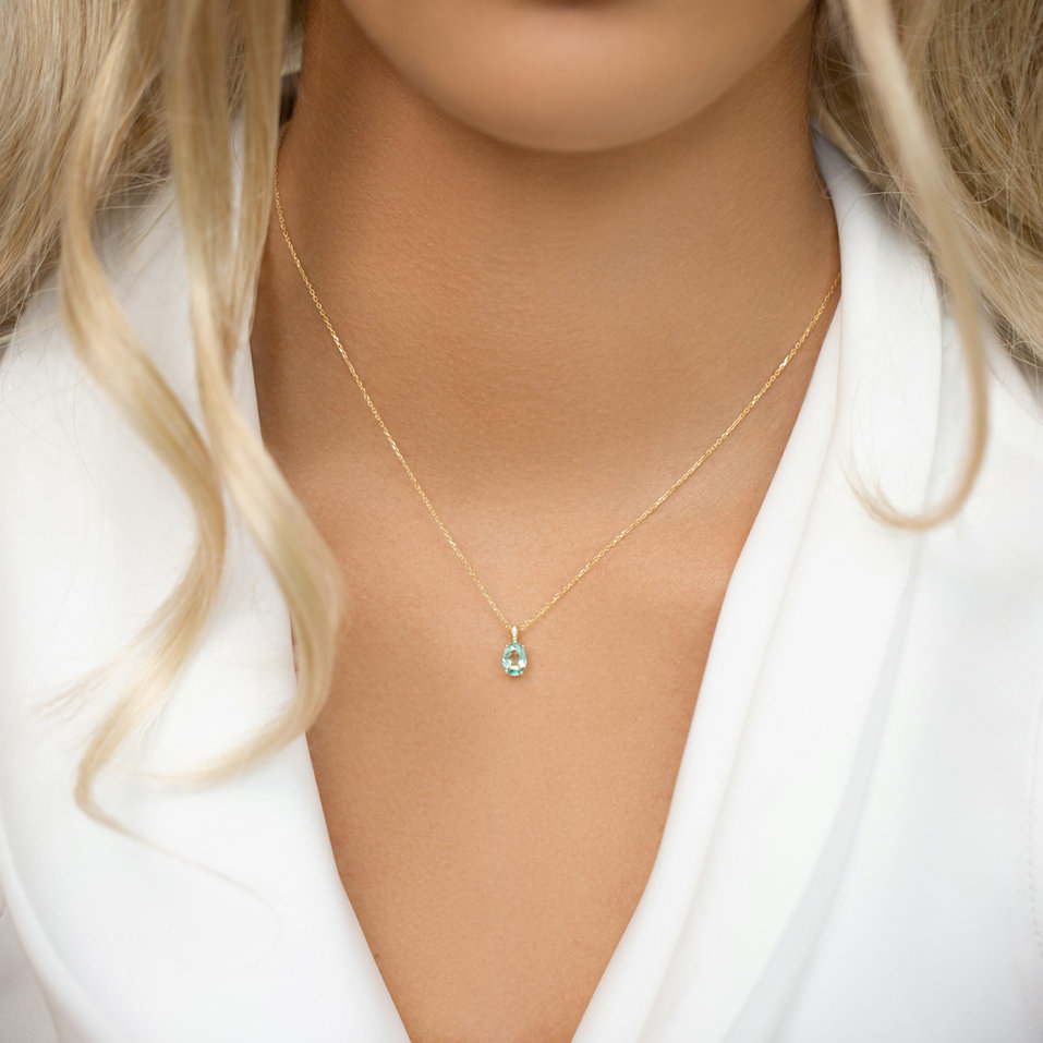 Náhrdelník s diamantmi a rubínom Lauriene