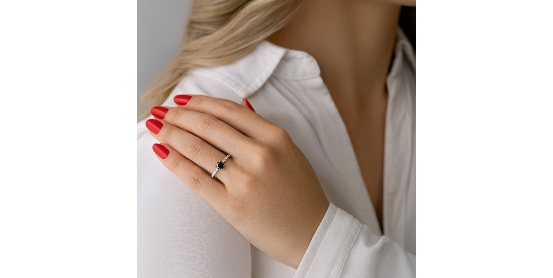 Prsteň s diamantmi The Dark Queen