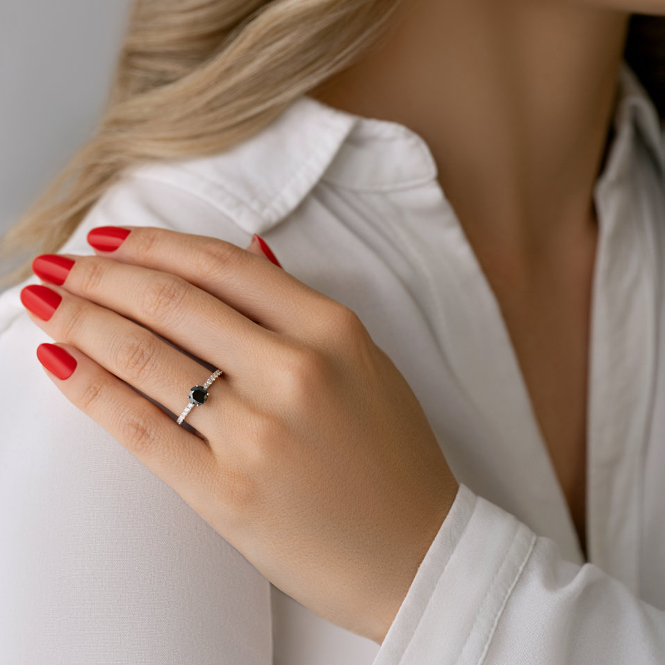 Prsteň s diamantmi The Dark Queen