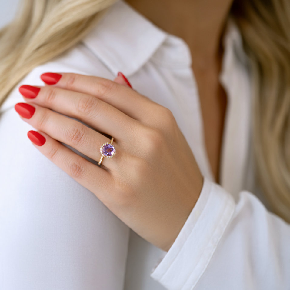 Prsteň s diamantmi a ametystom Spira Magica