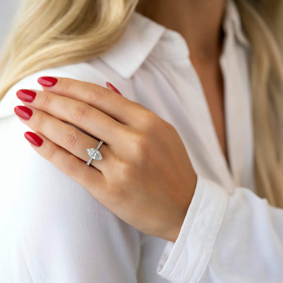 Prsteň s diamantmi Victoriano