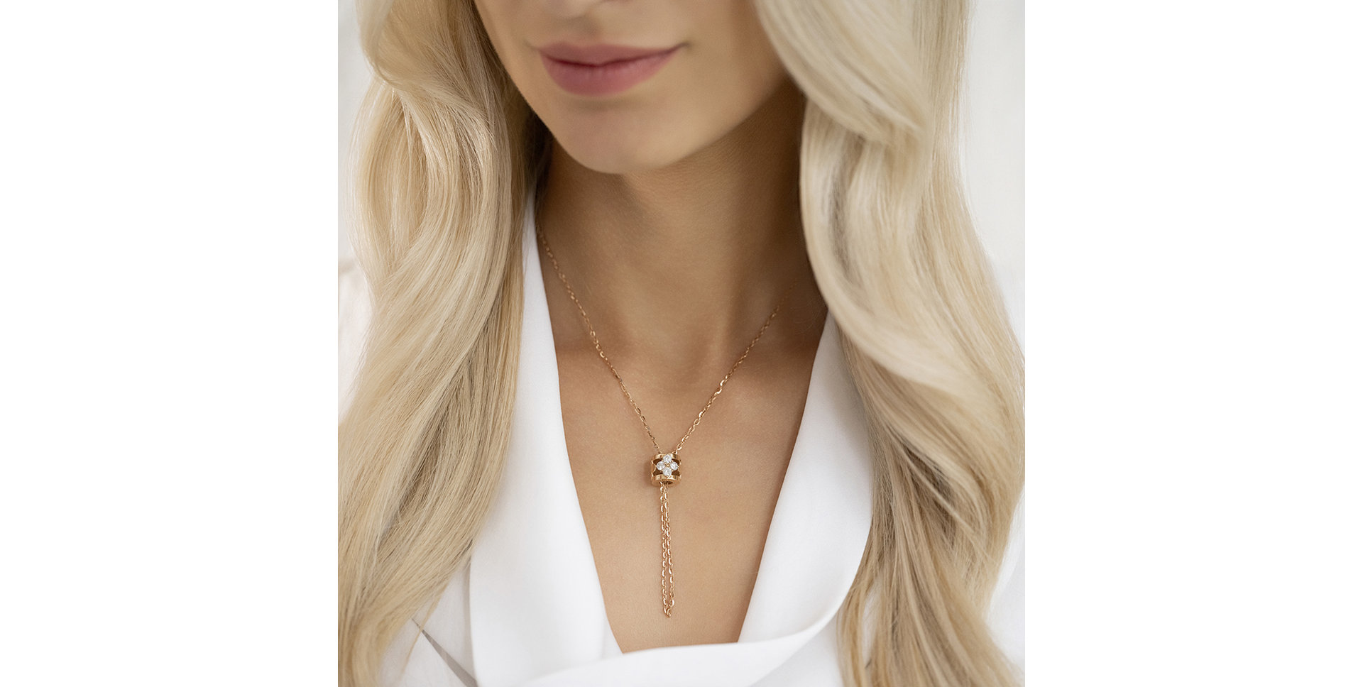 Náhrdelník s diamantmi Virela