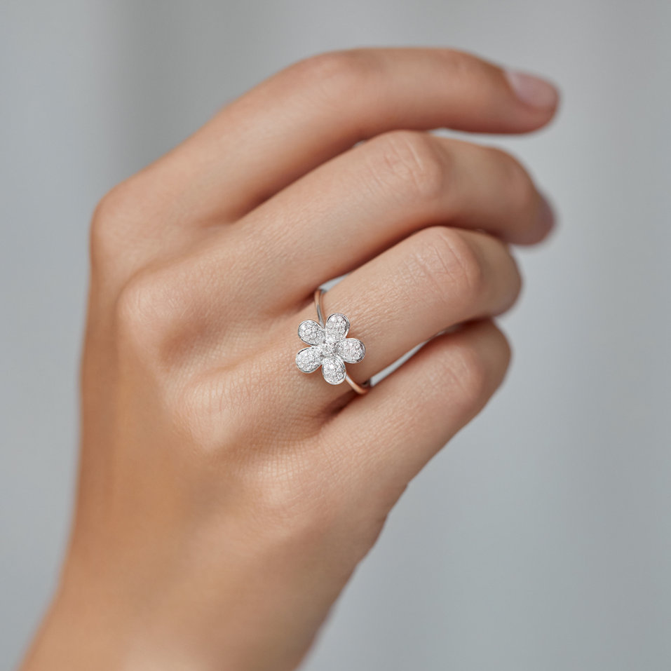 Prsteň s diamantmi Miss Daisy