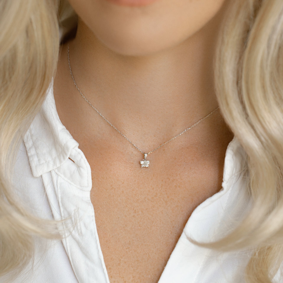 Přívěsok s diamantmi Glorious Butterfly