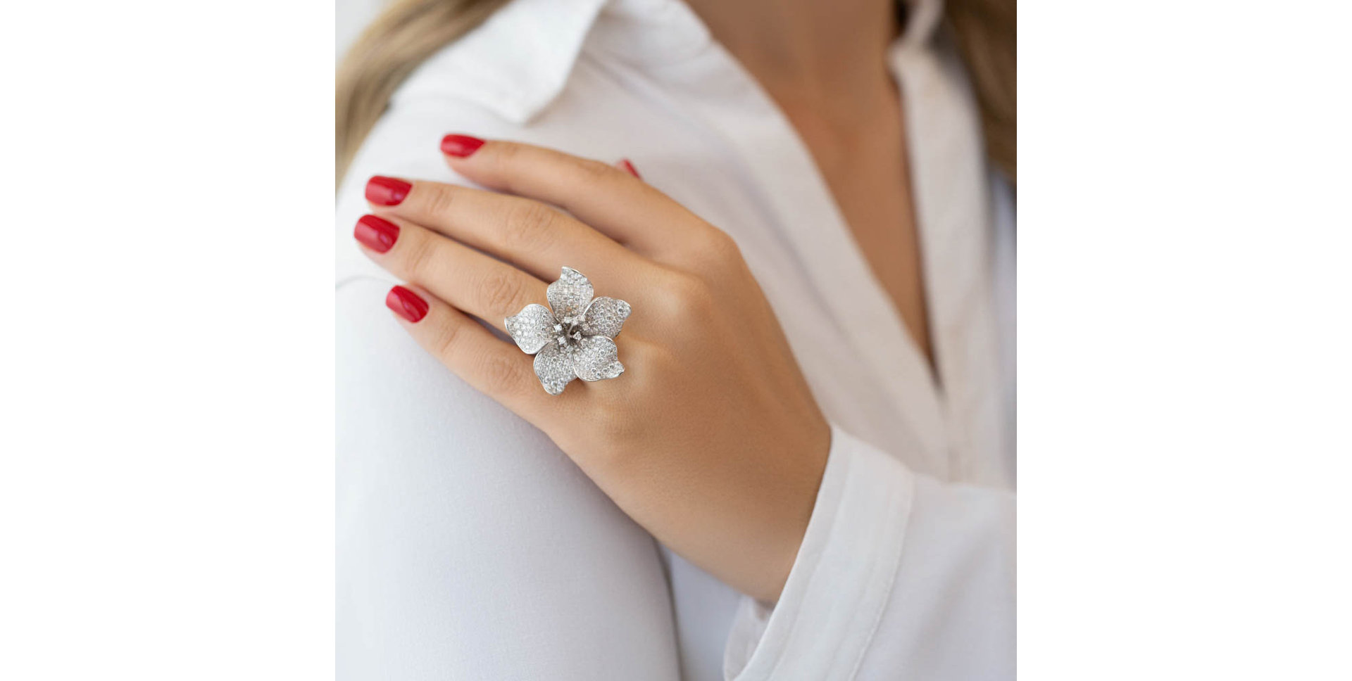 Prsteň s diamantmi Oleandra