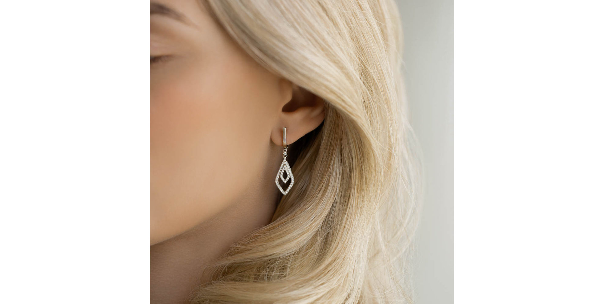 Náušnice s diamantmi Chief