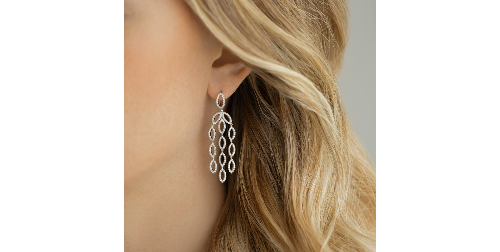 Náušnice s diamantmi Moon Labyrinth