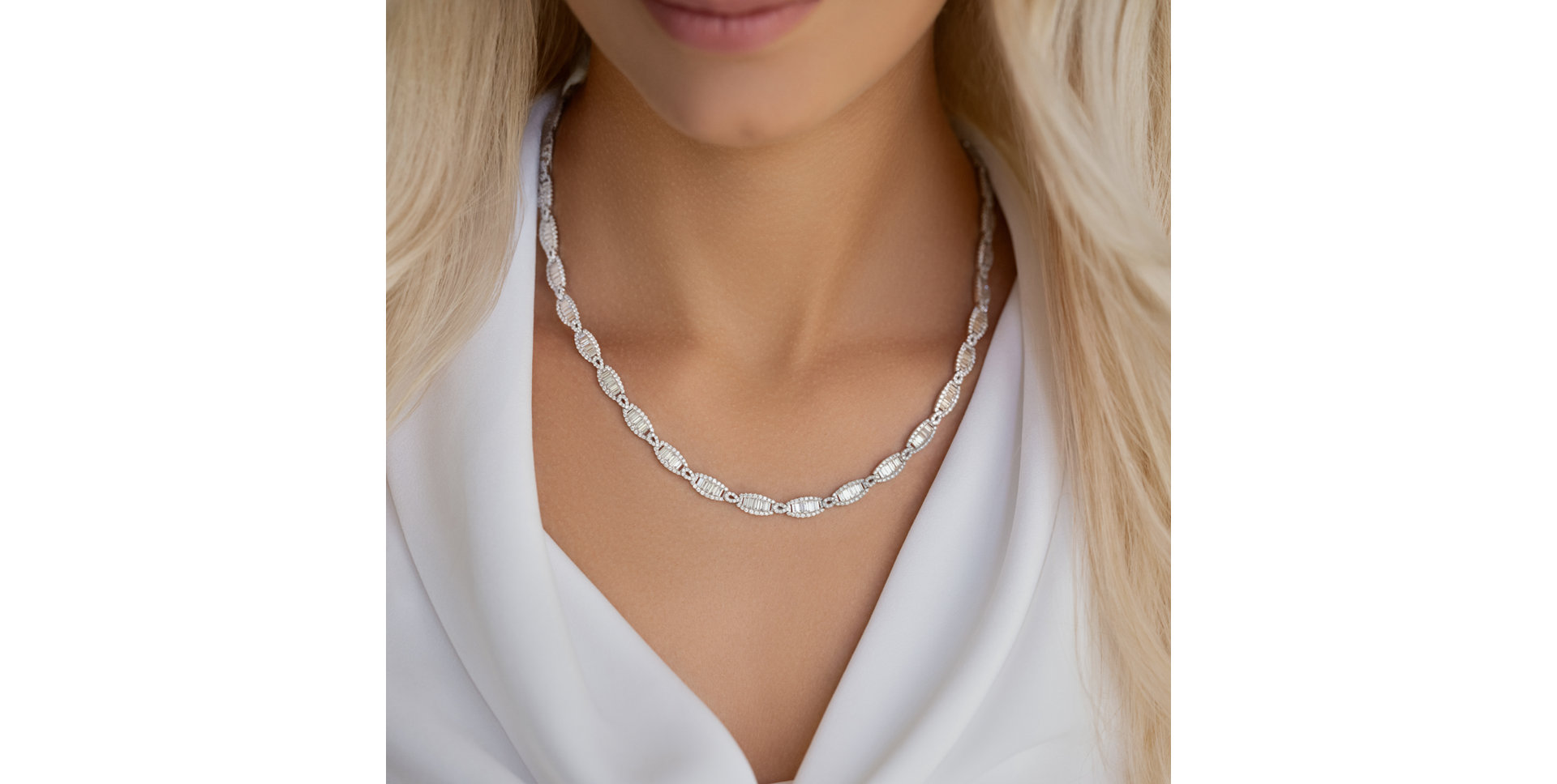 Náhrdelník s diamantmi Monique