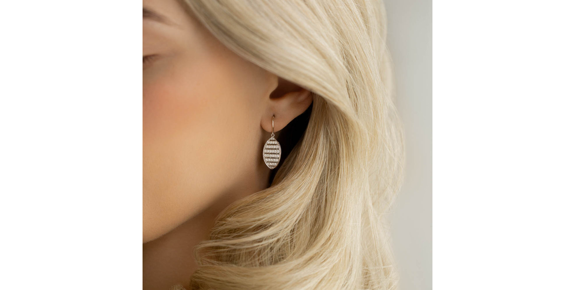 Náušnice s diamantmi Mystic Serenade