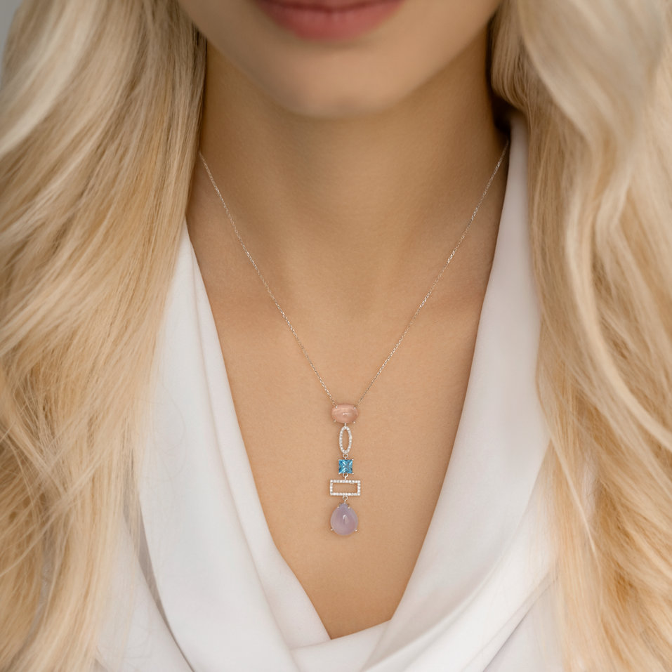 Přívěsok s diamantmi a drahokamami Abstract Performance