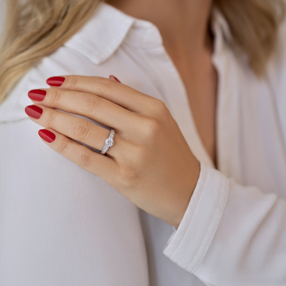 Prsteň s diamantmi Elegant Sweep
