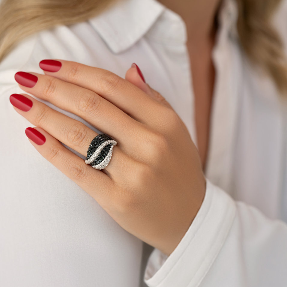 Prsteň s čiernymi a bielymi diamantmi Black and White Storm