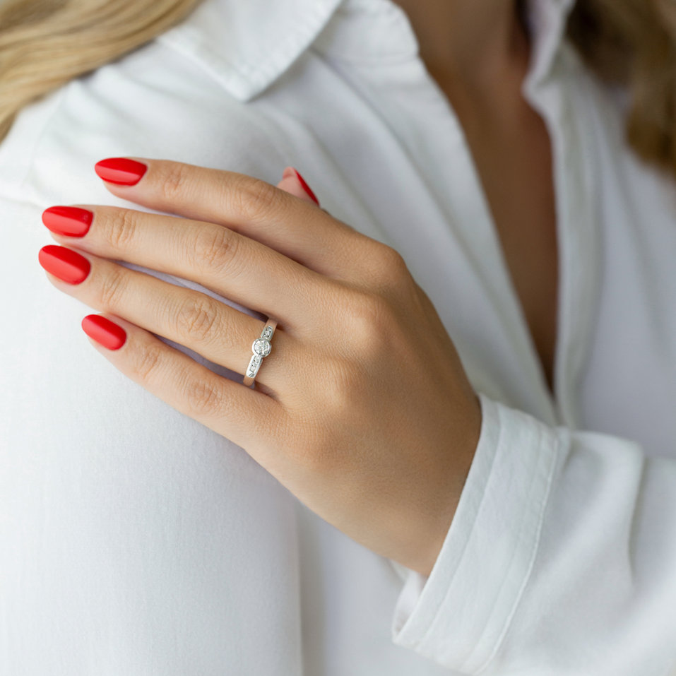 Prsteň s diamantmi Moon Sadness