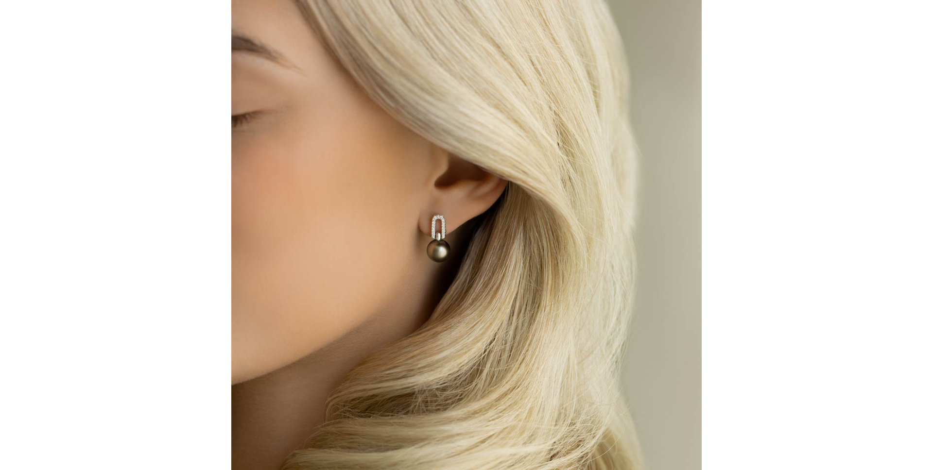 Náušnice s perlou a diamantmi Nainire