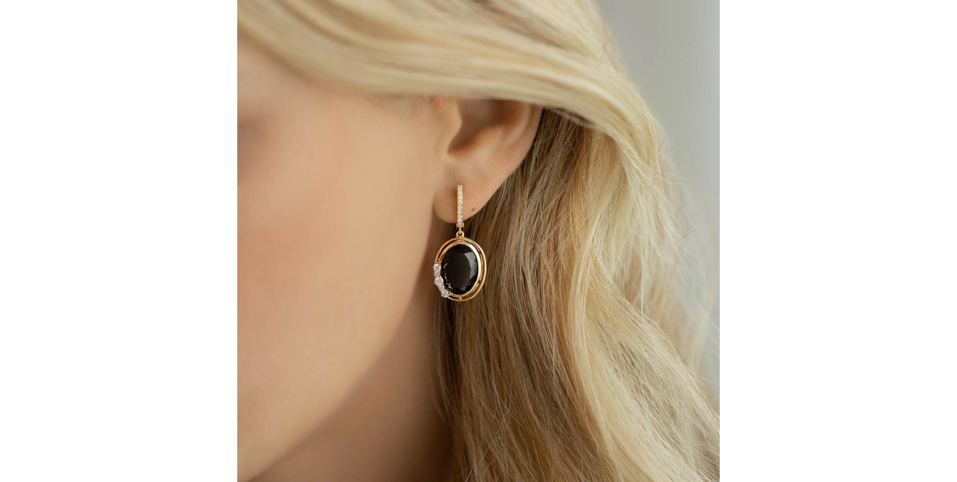 Náušnice s topásom a diamantmi Larissa