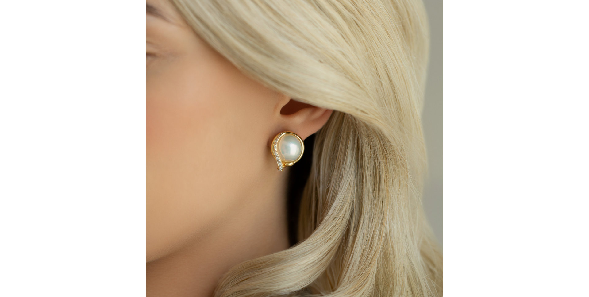 Náušnice s perlou a diamantom Pearly Eyes