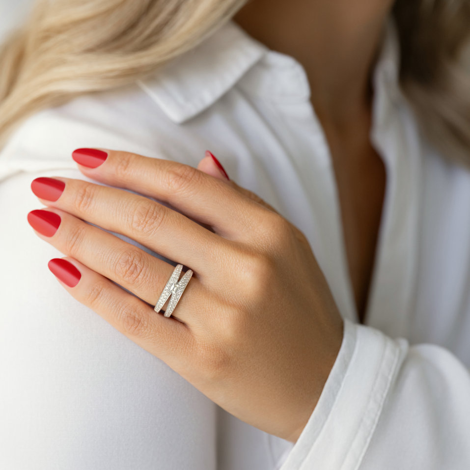 Prsteň s diamantmi Unique Love