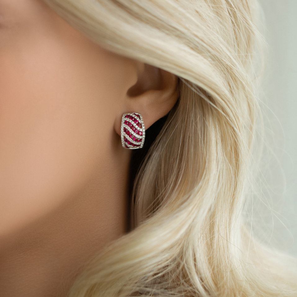 Náušnice s diamantmi a rubínmi Cassia
