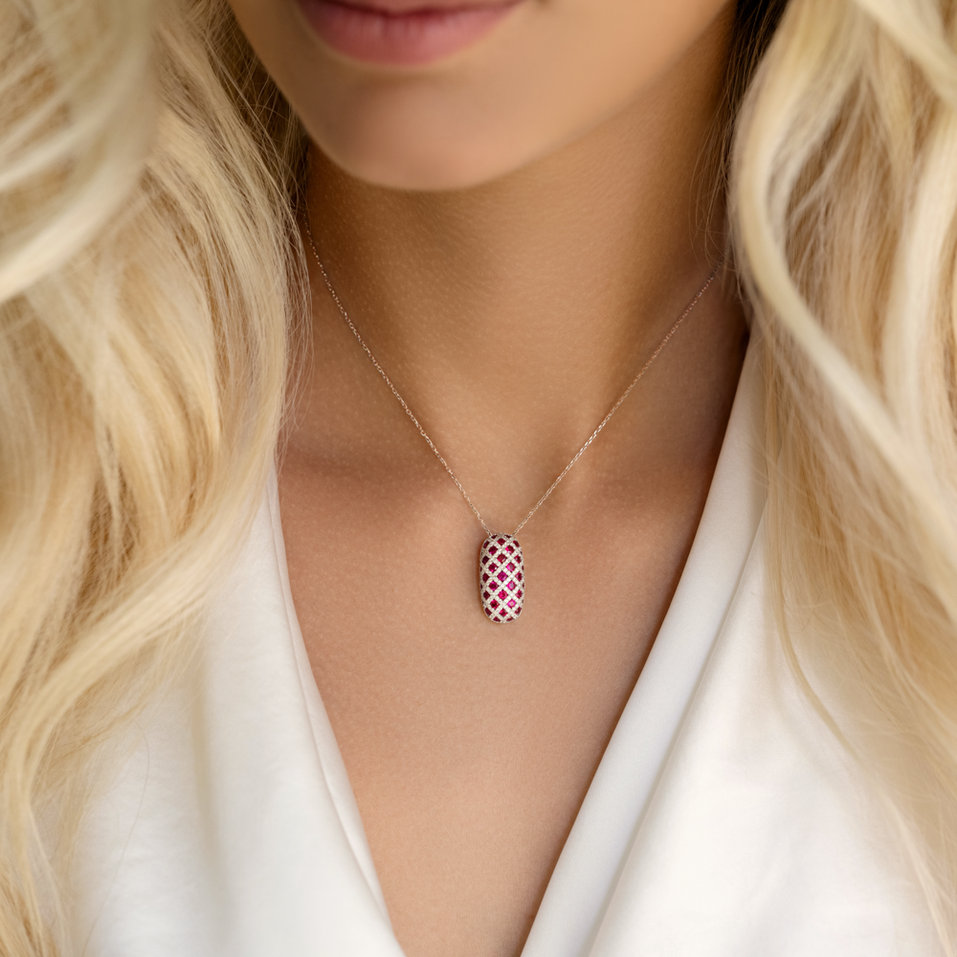 Přívěsok s diamantmi a rubínmi Grid of Passion