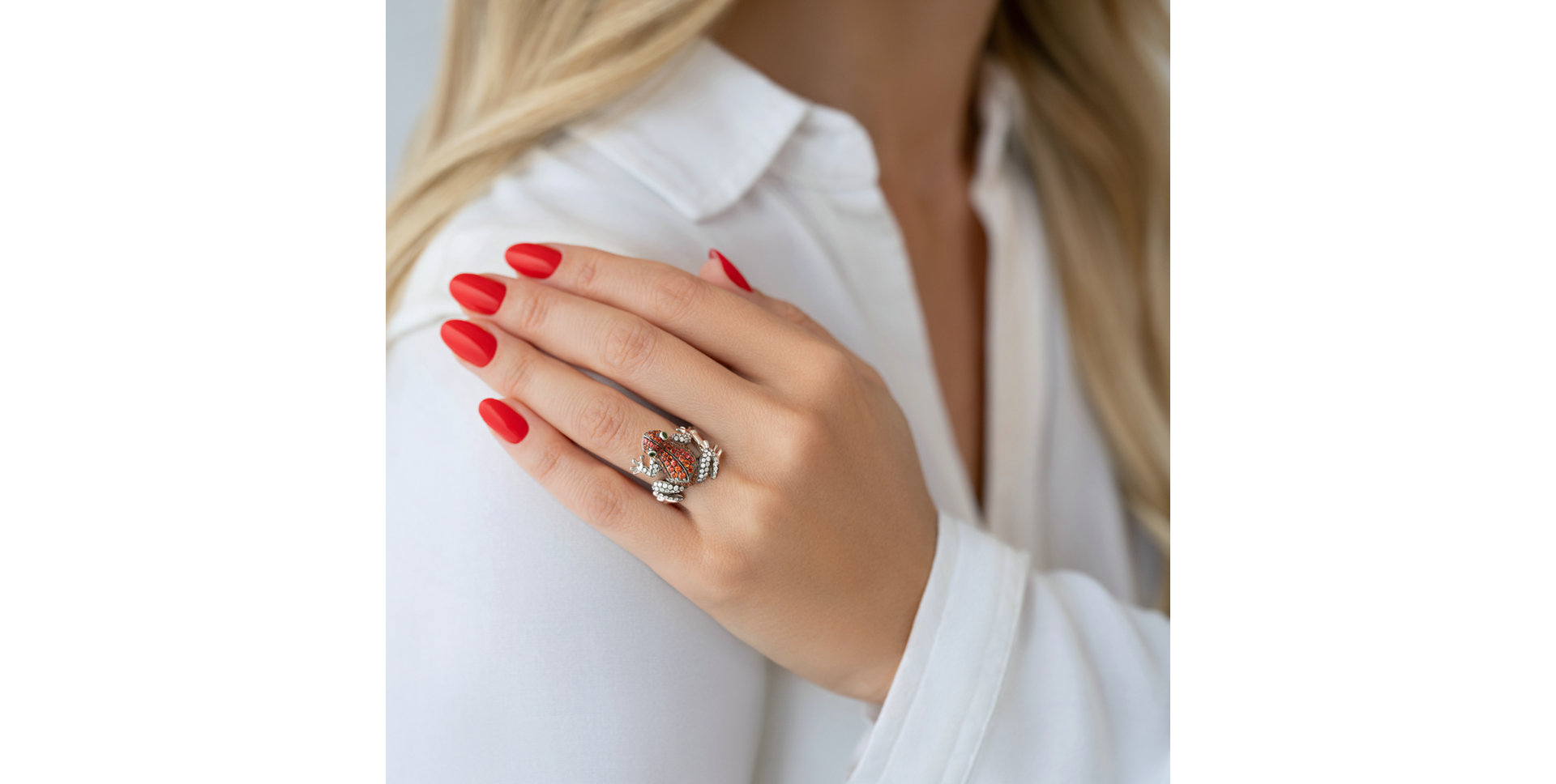 Prsteň s diamantmi, rubínmi a granátmi Miracle Frog