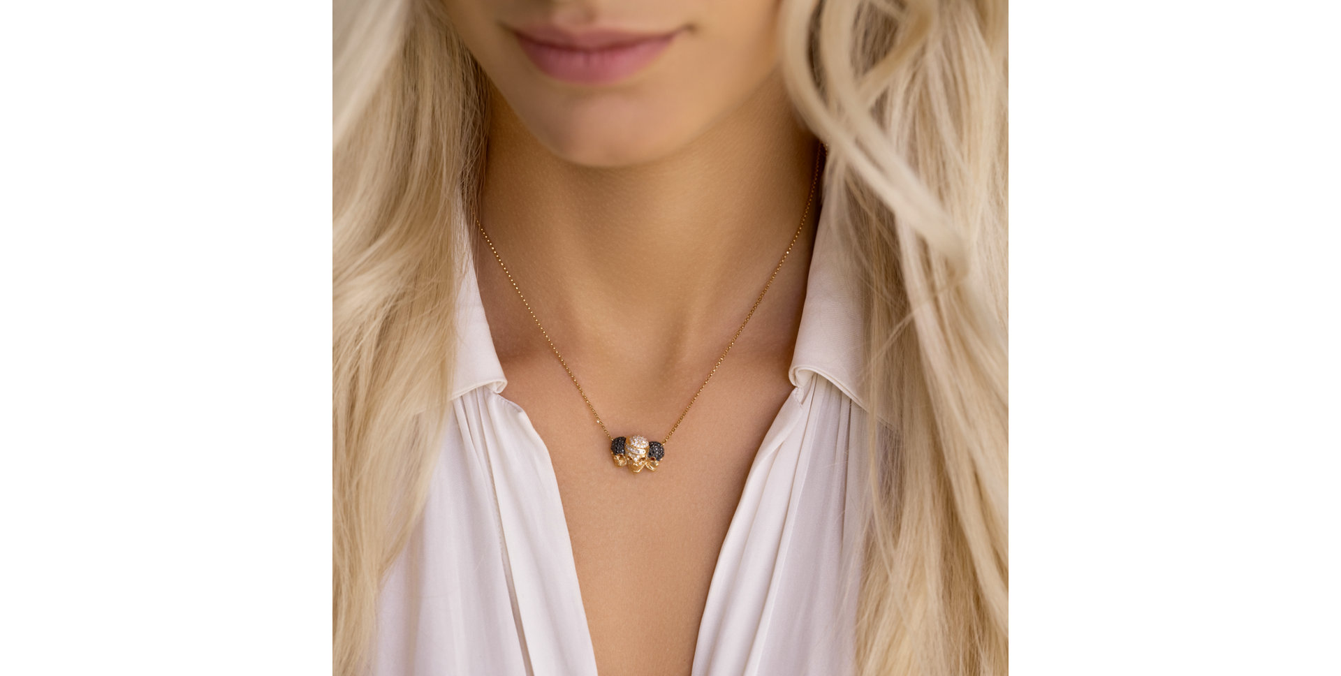 Náhrdelník s bielymi a čiernymi diamantmi Deadly Shadows