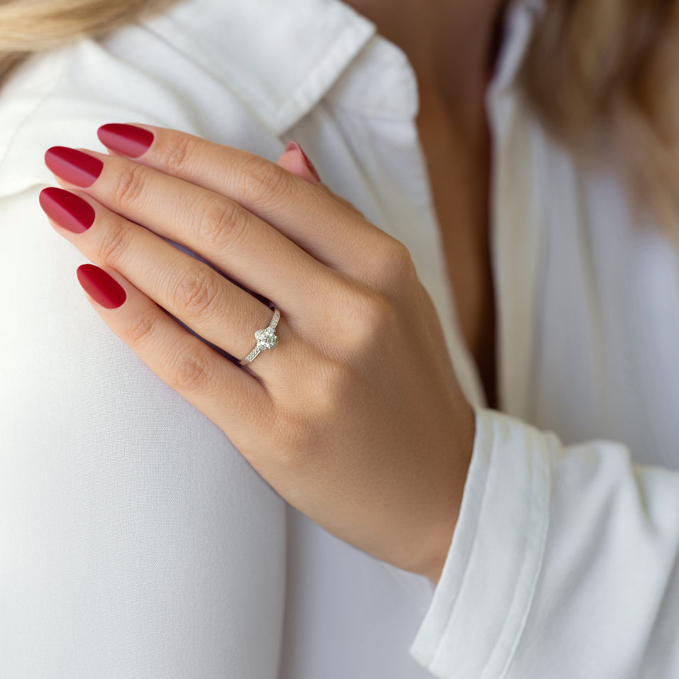 Prsteň s diamantmi Tumajina