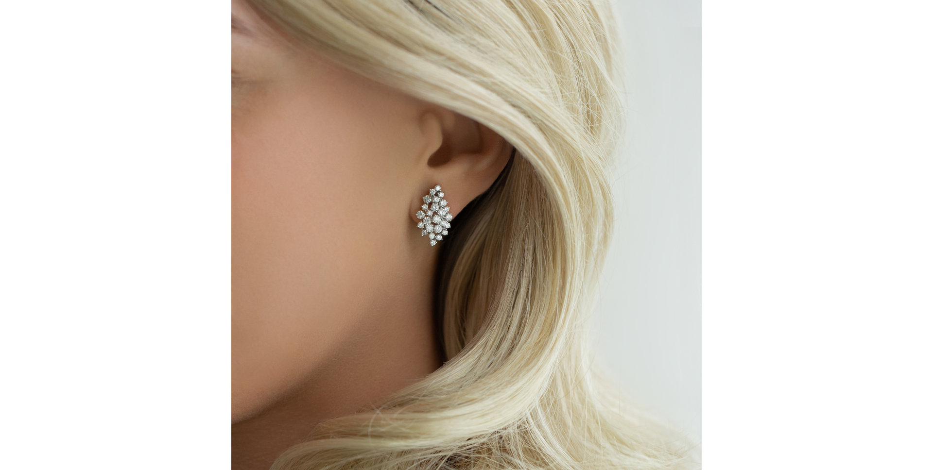 Náušnice s diamantmi Orient Star