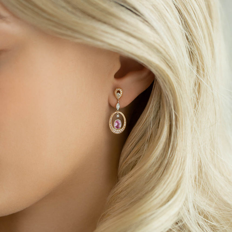 Náušnice so zafírom a diamantmi Romantic Amorie