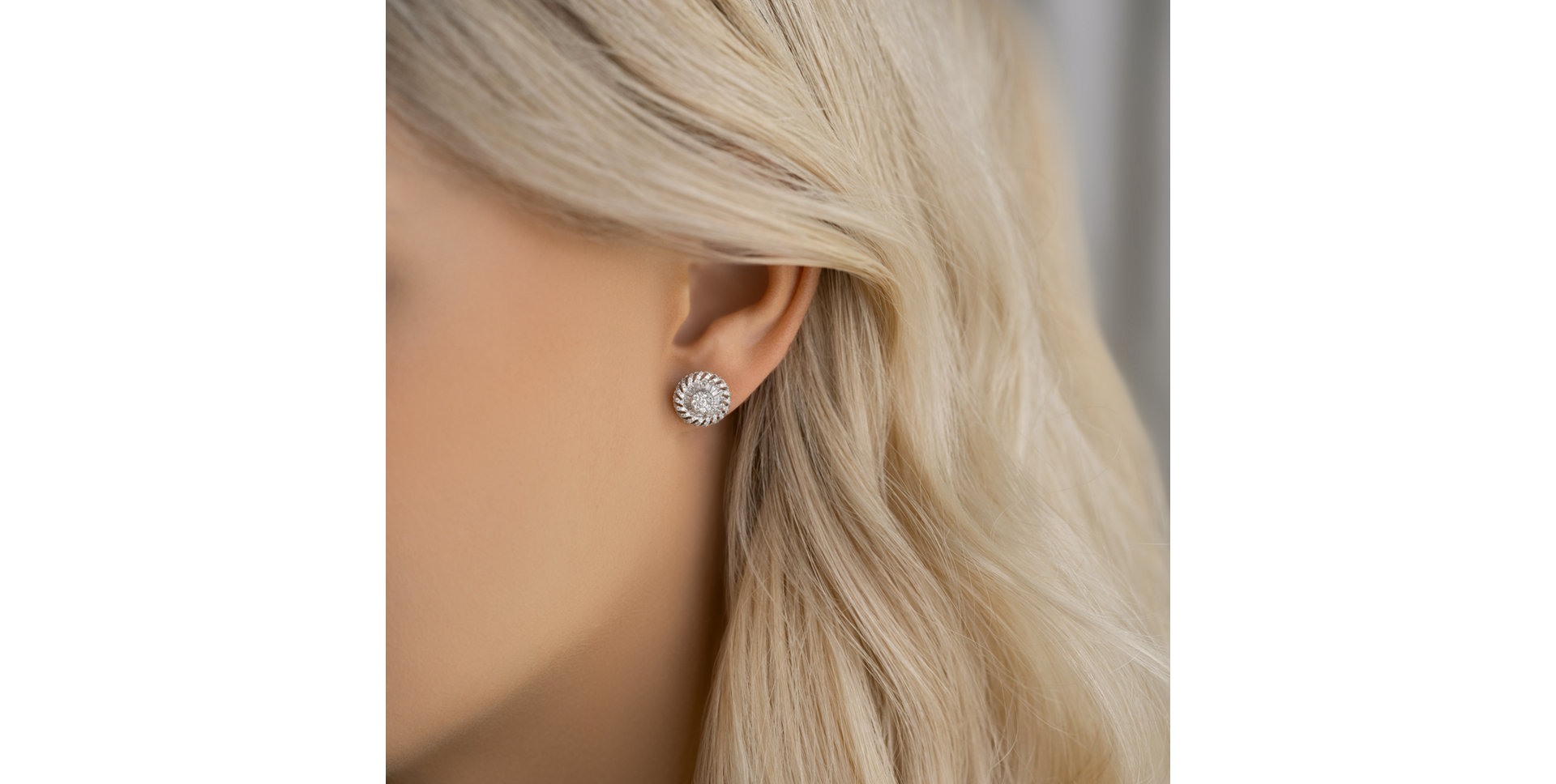 Náušnice s diamantmi Siddharth