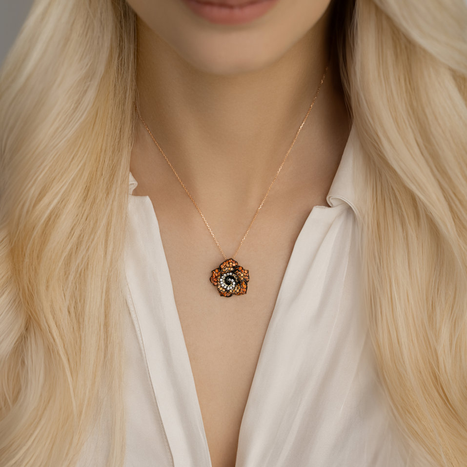 Přívěsok s diamantmi a zafírmi Carolee