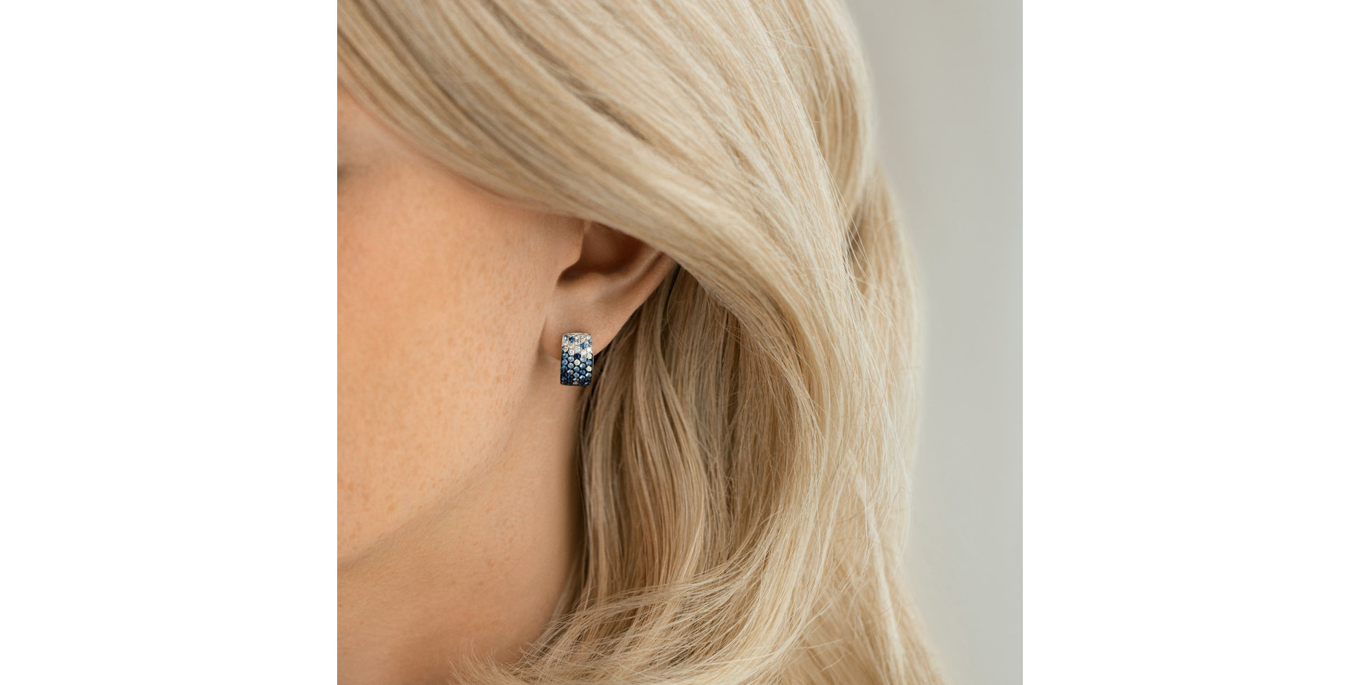 Náušnice s diamantmi a zafírmi Nabila